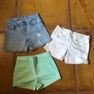 Levi’s and Bullhead short bundle